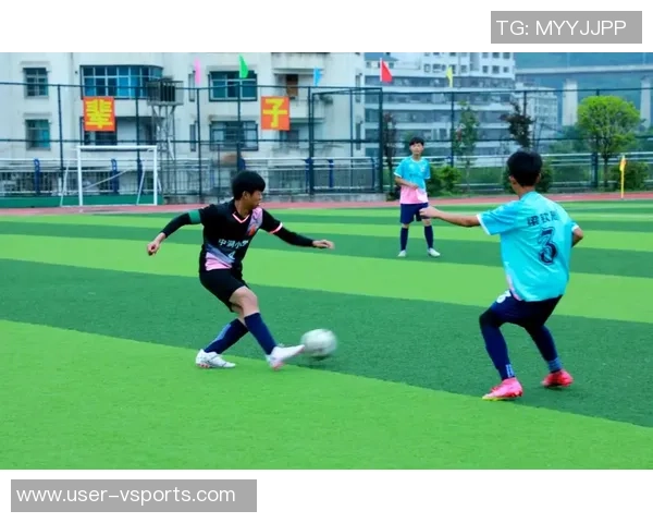 激烈对抗与团队精神足球比赛中的成长与收获